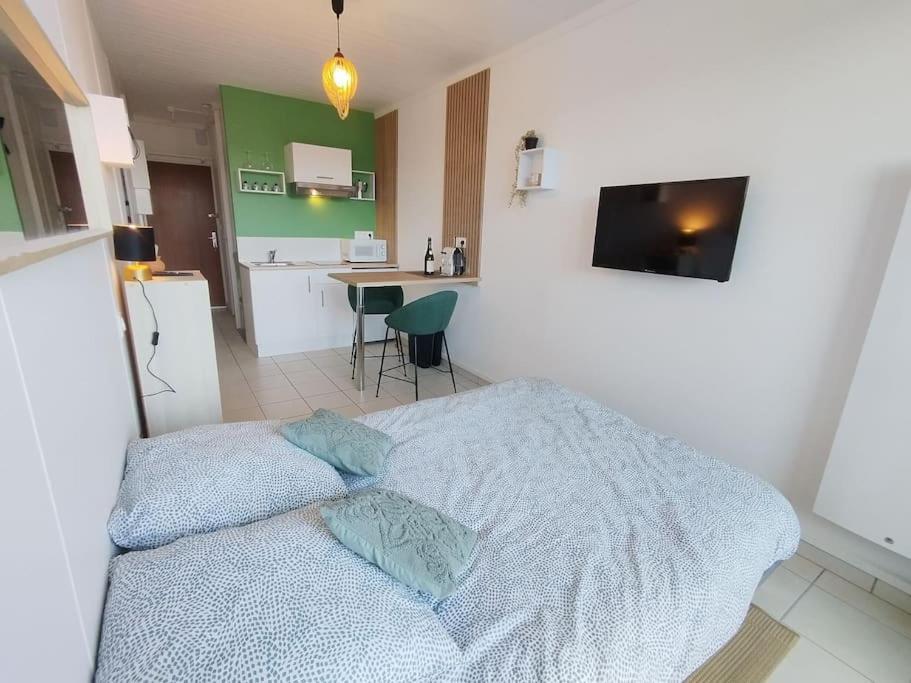 Studio Vue Mer - Plage De Trestraou Perros-Guirec Eksteriør bilde